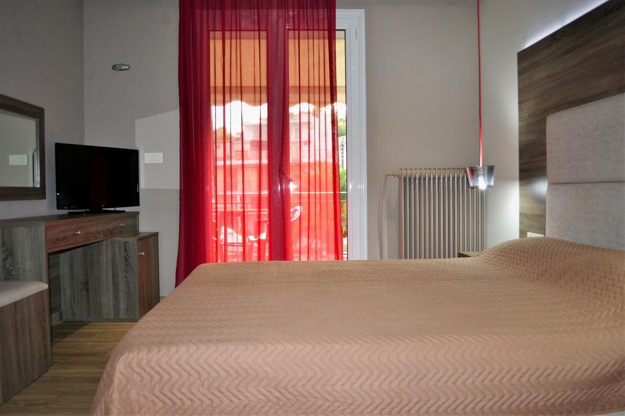 Ritsas Hotel Толон Экстерьер фото